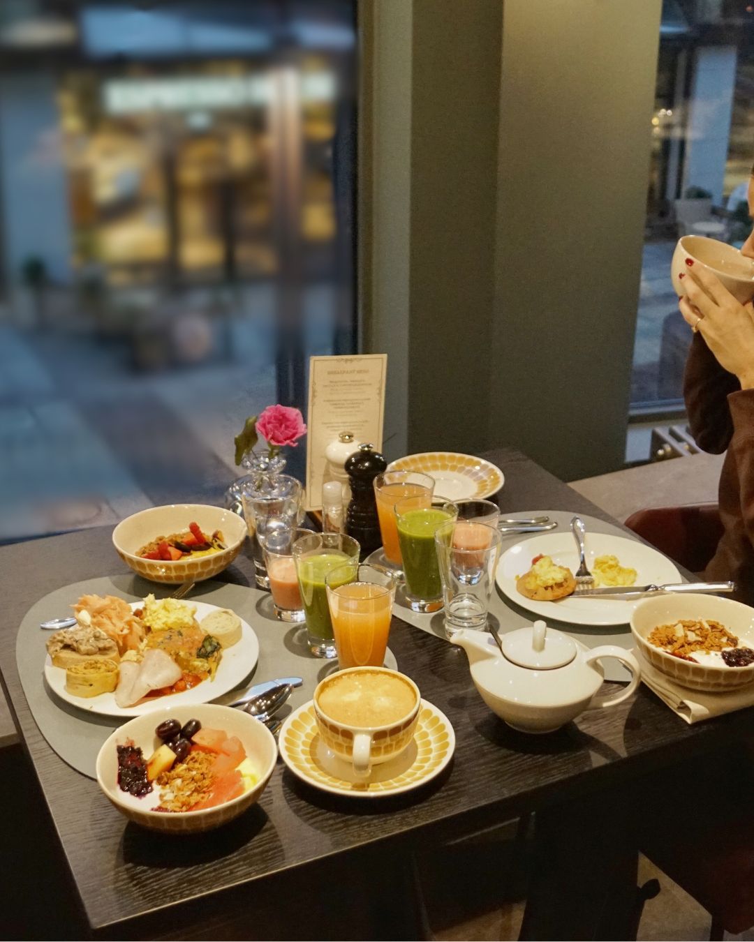 Slow mornings, coffee, and something delicious on your plate? Yes, please! ☕🥐
Join us for a relaxed breakfast at Hansa Café & Brasserie – served all the way until 1 PM on Saturdays and Sundays. No rush, just good vibes and great flavors to start your weekend right.
#HansaCaféBrasserie #BrasserieBreakfast #WeekendVibes #SlowMornings #HelsinkiEats #NHCollectionHelsinkiGrandHansa