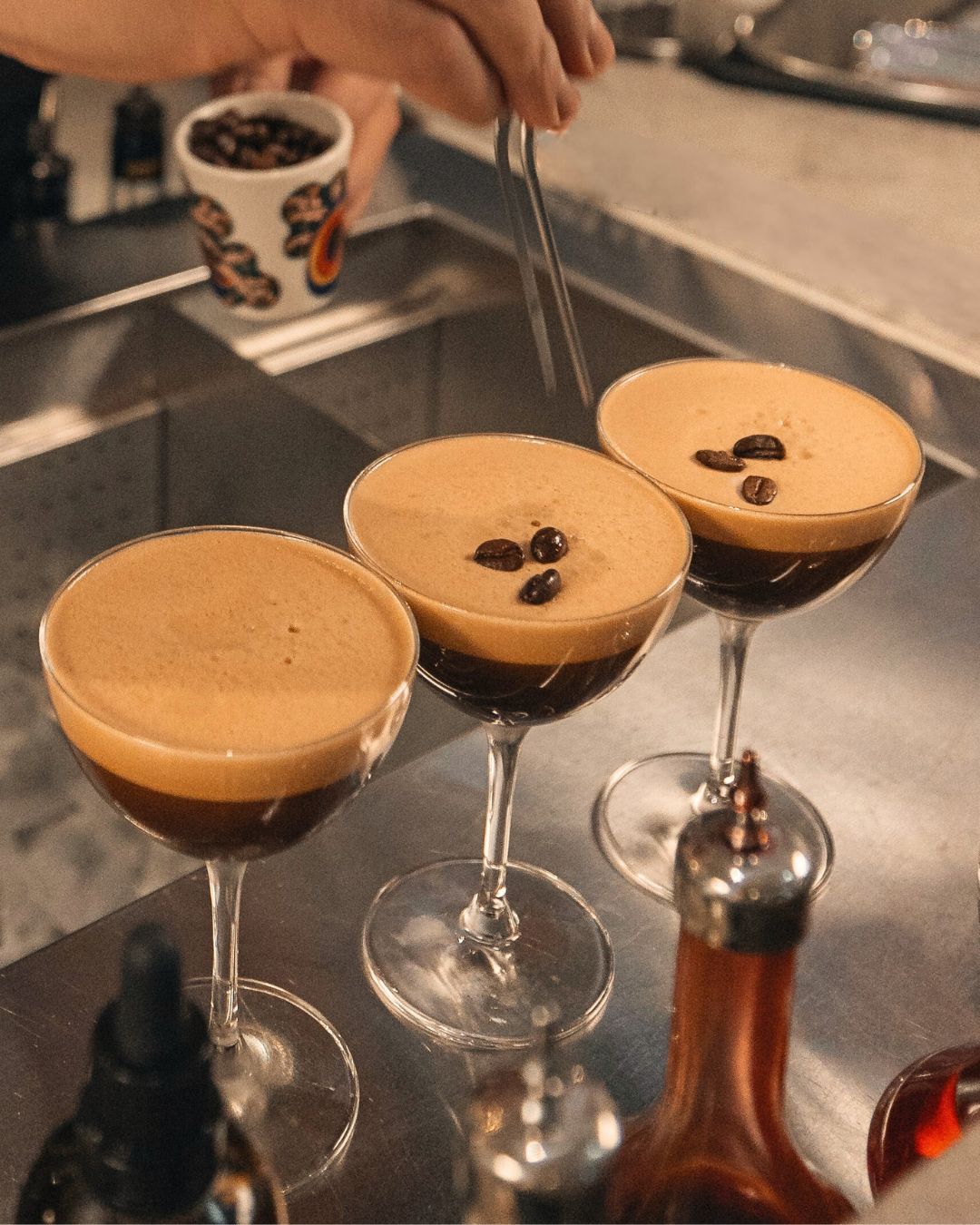 Happy Wednesday!
Time for classic cocktails at Hansa Café Bar 🥂
#NHCollectionHelsinkiGrandHansa #HansaCafeBar #HelsinkiTerrace #CocktailTime #Cocktails