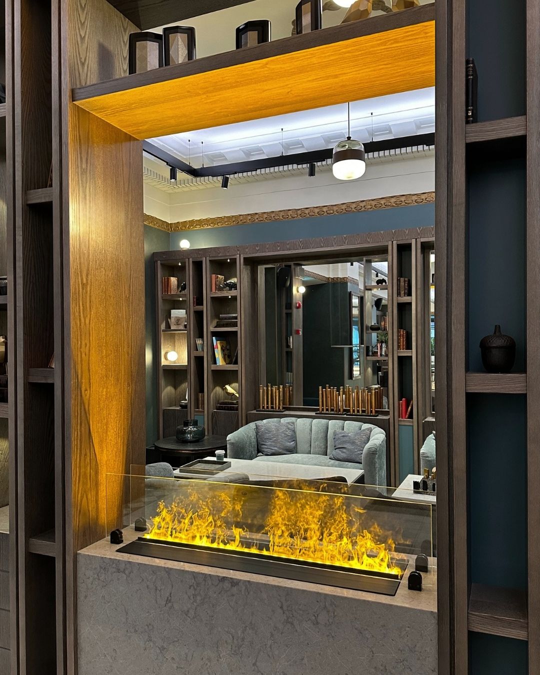 Happy weekend! ✨ Come and enjoy classic cocktails and a cozy atmosphere in our lobby bar – the perfect way to start your weekend. 🍸
#HappySaturday #WeekendVibes #ColdDrinks #HotCoffee #HelsinkiEats #SaturdayMood #HansaCafeBar #HelsinkiRestaurants