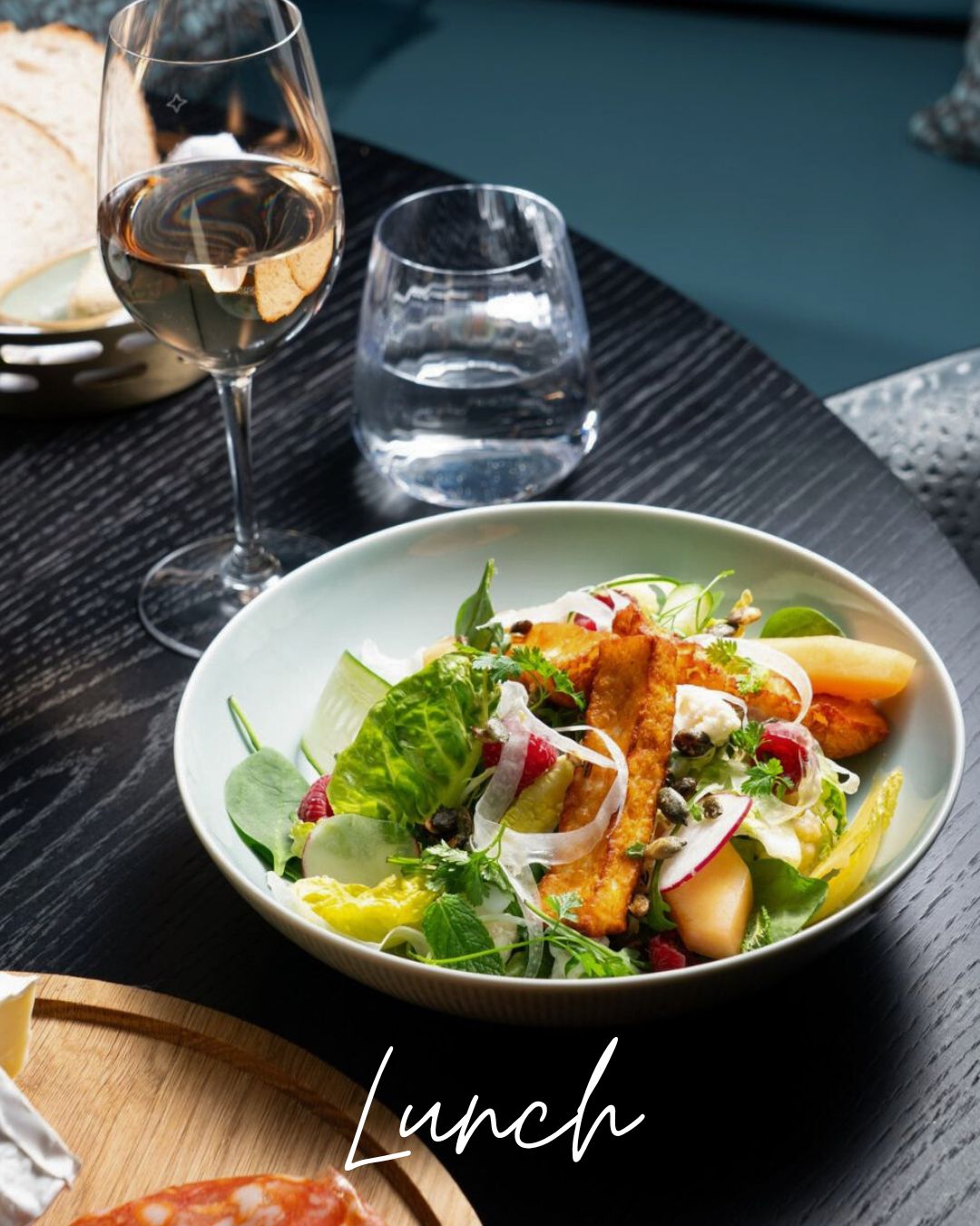 Lunch menu 17-21 November ✨Welcome!
Hansa Café Bar & Brasserie
Mannerheimintie 5, 00100 Helsinki
Lunch 11-15
#HansaCafeBrasserie #NHCollectionHelsinkiGrandHansa #NHCollection #HelsinkiLunch #HelsinkiFood #LunchInHelsinki #FoodieHelsinki #helsinkirestaurantstravels